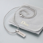 C.Dior ロゴプレートスネークチェーンネックレス（シルバー 